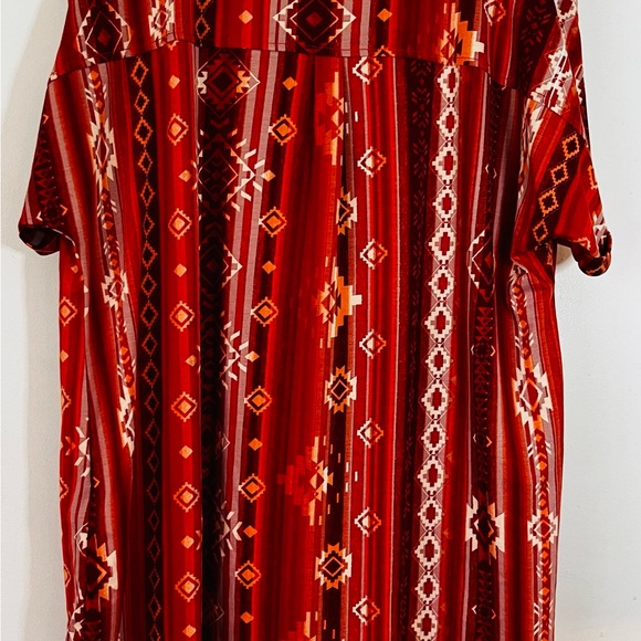 NWT LuLaRoe Charlie Button Down Women's Top Size Medium - Picture 2 of 6